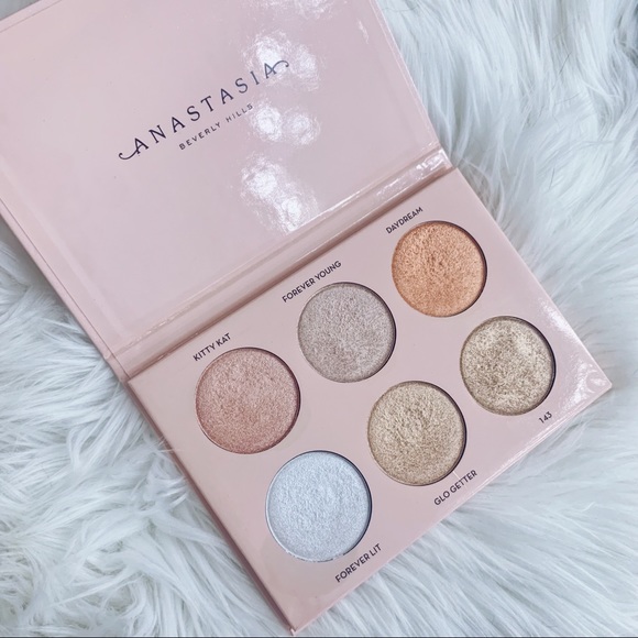 Anastasia Beverly Hills Other - Anastasia Beverly Hills x Nicole Guerriero Palette